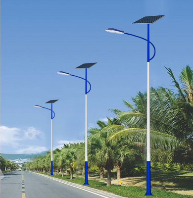 昆玉太阳能路灯.jpg