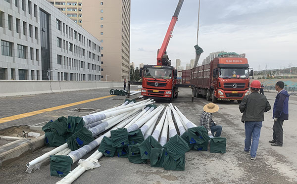 农村昆玉太阳能路灯安装全解析：庭院昆玉太阳能路灯施工指南