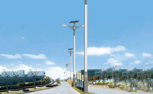 充放电检测实战：昆玉太阳能路灯运维笔记——零成本判断电池健康与光伏效能